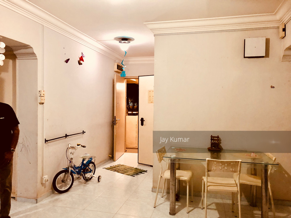 Rivervale Crescent thumbnail photo